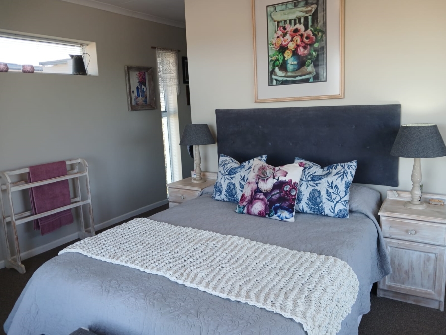 3 Bedroom Property for Sale in Stilbaai Wes Western Cape